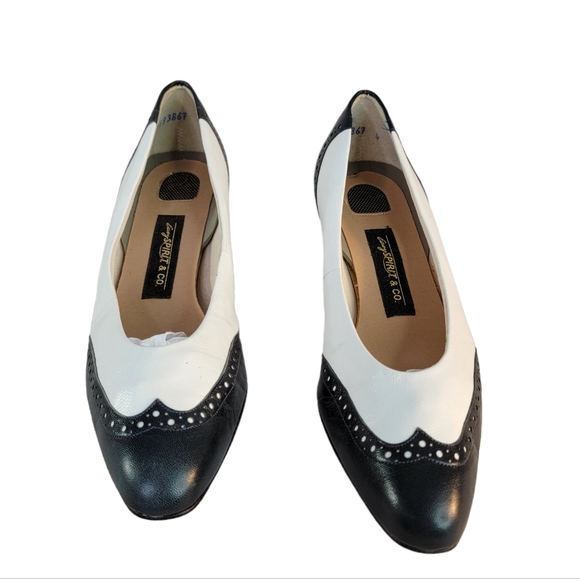 Easy Spirit Wingtip Kitten Vintage Made in USA Heels 193867 Women's Size 8 1/4 - Picture 2 of 14